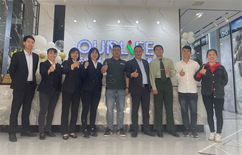 歐福萊終端發(fā)力，河間旗艦店點燃激情五月