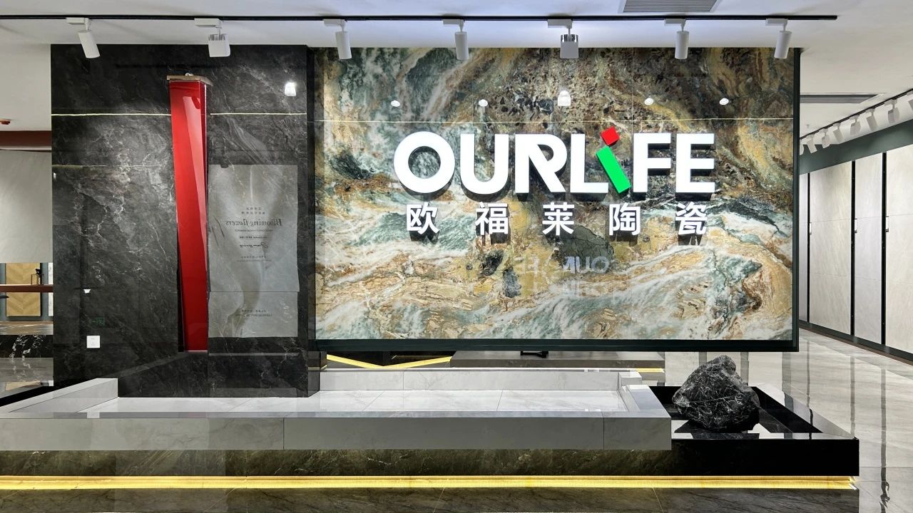 1747961520405071.jpg 01.jpg